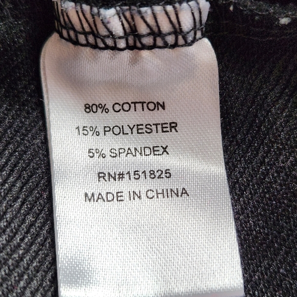 Hustle Black Streetz Iz Watchin T-Shirt with Teddy Bear Graphic - Picture 11 of 13